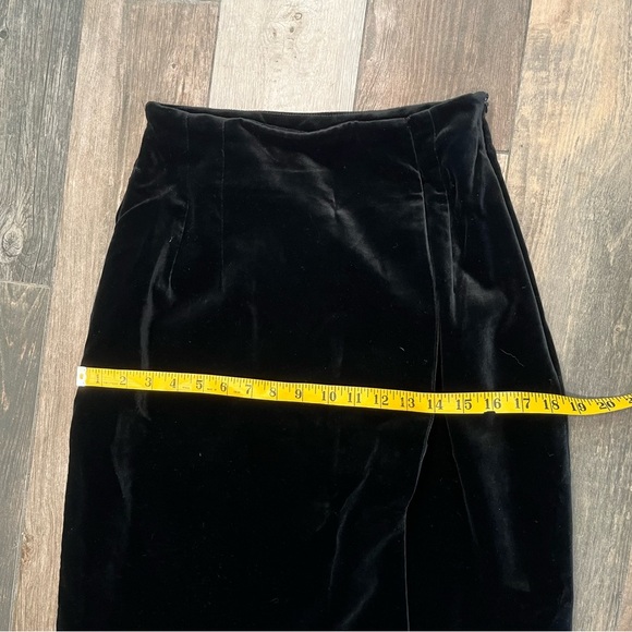 Vintage Laura Ashley Long Skirt Evening Wear Size 10 Black Velvet High Waist - Picture 5 of 10